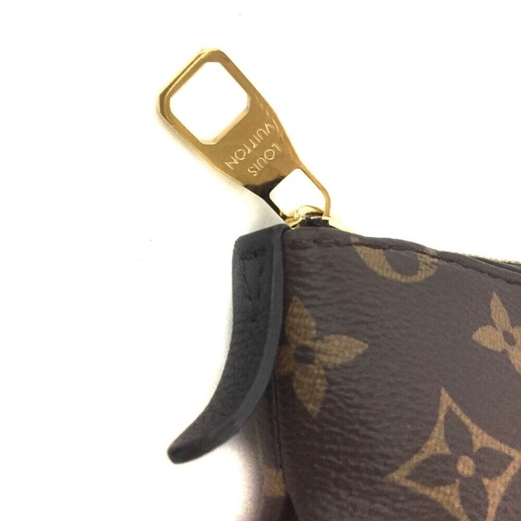 Louis Vuitton Monogram Pallas Beauty Case Clutch - Picture 5 of 13